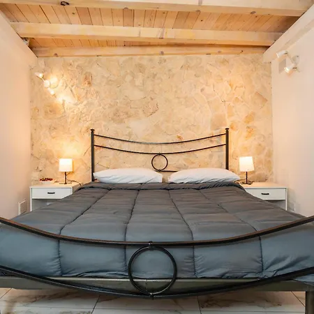 Casa vacanze Finicchia Art House
